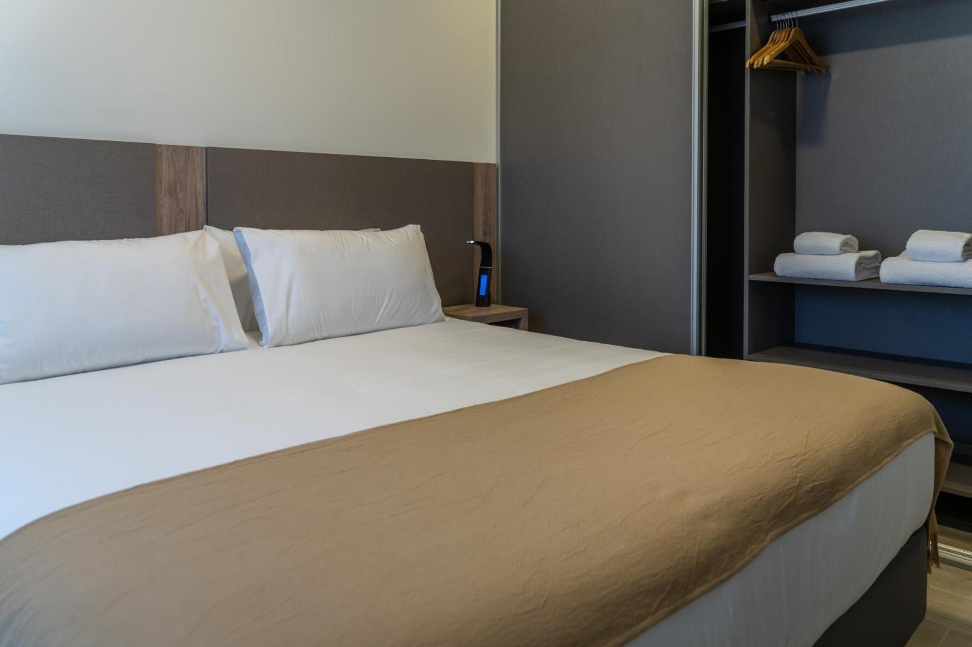 Espacio Terra Apartamentos Хунин Экстерьер фото